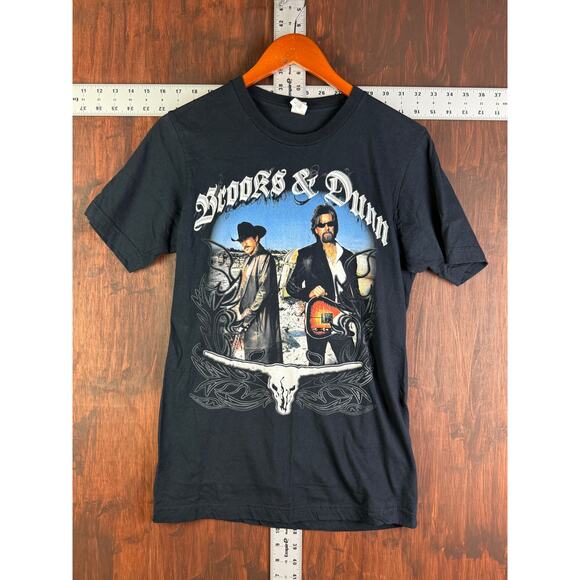 Brooks & Dunn Tultex Fine Jersey Tour Shirt‎ Country Black Mens Medium Vintage - Picture 1 of 4